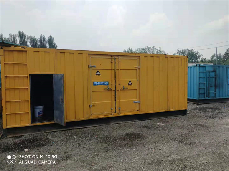 措美200KW柴油发电机组需要配备什么型号的电缆线？